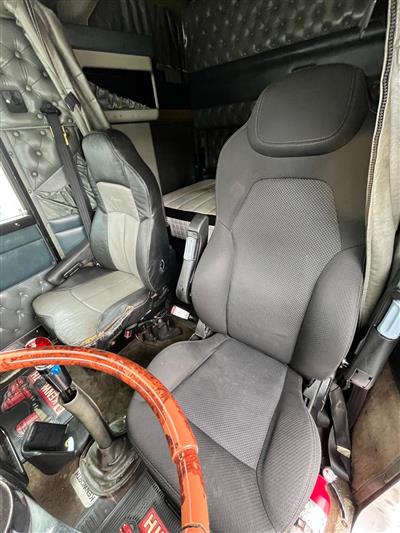 2000 Kenworth W900