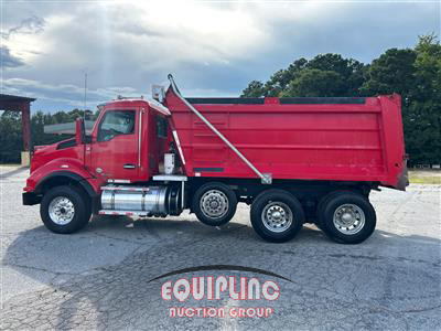 2020 Kenworth T880 TRI/A DUMP TRUCK 