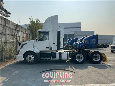 2016 Volvo VNL 6X4 T/A DAY CAB TRUCK