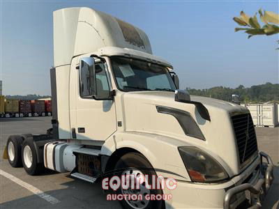 2016 Volvo VNL 6X4 T/A DAY CAB TRUCK