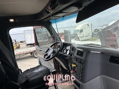 2015 Peterbilt 567 6X4 T/A DAY CAB TRUCK TRAC