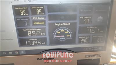 2004 Freightliner XC Chassis