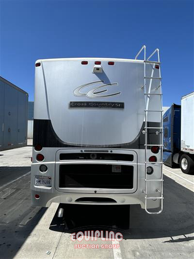 2004 Freightliner XC Chassis