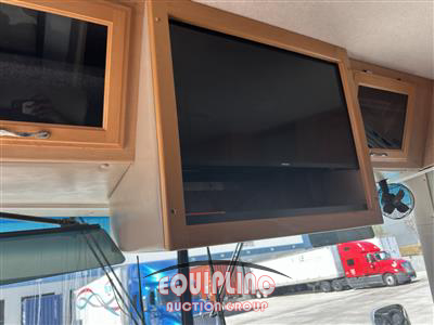 2004 Freightliner XC Chassis