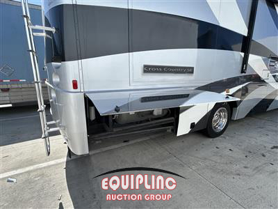 2004 Freightliner XC Chassis