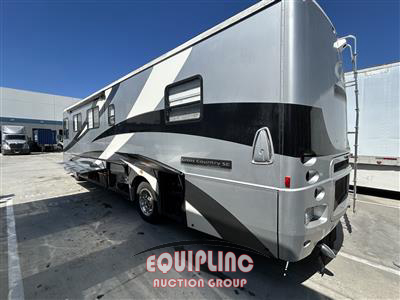 2004 Freightliner XC Chassis