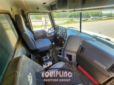 2017 Mack GRANITE GU713 QUAD AXLE DUMP T