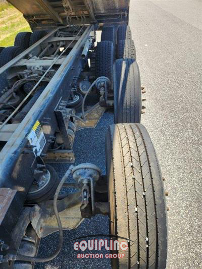 2017 Mack GRANITE GU713 QUAD AXLE DUMP T
