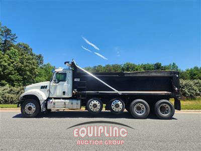 2017 Mack GRANITE GU713 QUAD AXLE DUMP T