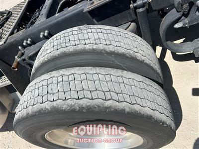 2021 Kenworth W900 6X4 T/A SLEEPER TRUCK TRA