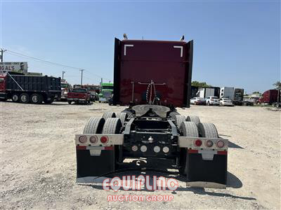 2021 Kenworth W900 6X4 T/A SLEEPER TRUCK TRA