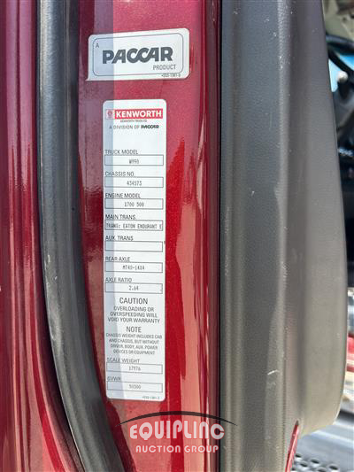 2021 Kenworth W900 6X4 T/A SLEEPER TRUCK TRA
