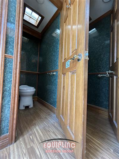 2005  RESTROOM 