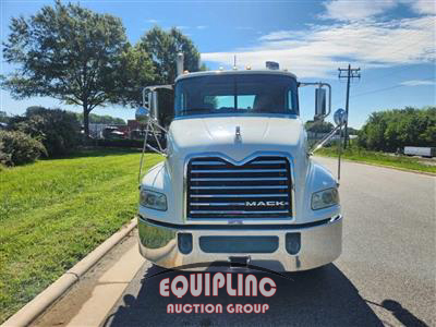 2012 Mack CXU613