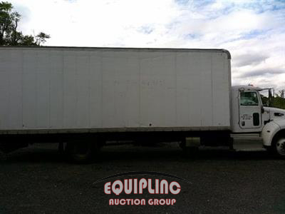2020 Peterbilt 337 4X2 S/A 26FT NON CDL BOX T