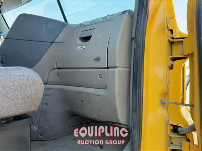 2013 Freightliner CASCADIA TRI/A DUMP TRUCK