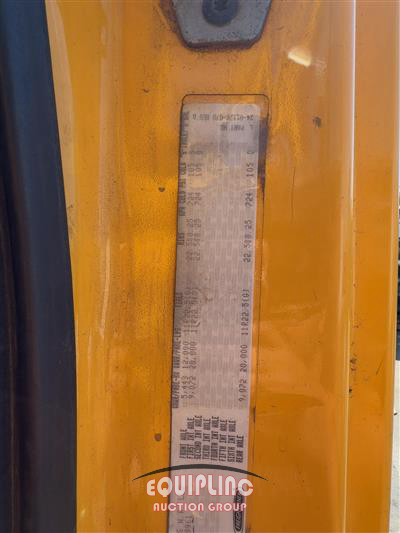 2013 Freightliner CASCADIA TRI/A DUMP TRUCK