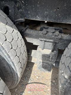 1996 Ford L8000