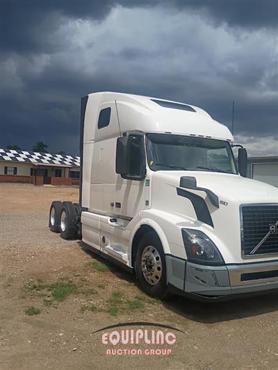 2018 Volvo VNL 670 6X4 T/A SLEEPER TRUCK 