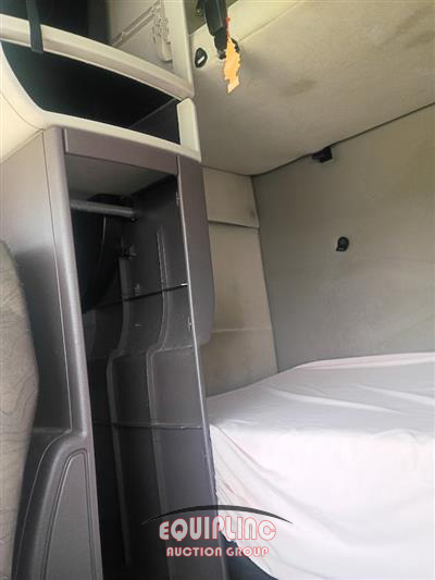 2018 Volvo VNL 670 6X4 T/A SLEEPER TRUCK 