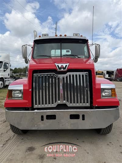 2015 Western Star 4700SF 6X4 T/A DAY CAB TRUCK T