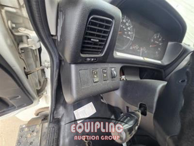 2017 Hino 268 4X2 S/A 26FT NON CDL BOX T