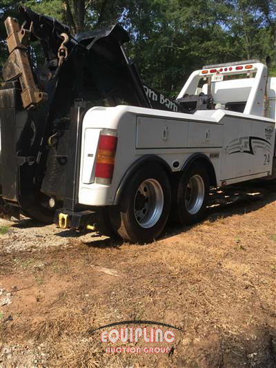 2003 Kenworth T800 6X4 T/A 35TON WRECKER