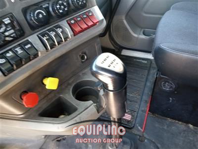 2018 Kenworth T680 T/A SLEEPER TRUCK