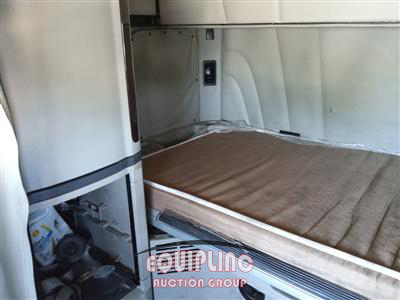 2018 Peterbilt 579 6X4 T/A SLEEPER TRUCK TRAC