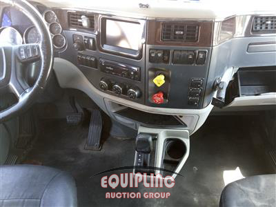 2018 Peterbilt 579 6X4 T/A SLEEPER TRUCK TRAC