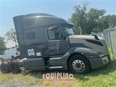 2022 Volvo VNL 760 6X4 T/A SLEEPER TRUCK 