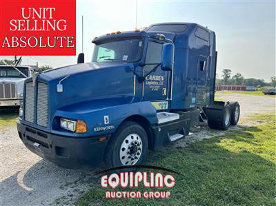 2000 Kenworth T600 6X4 T/A MID ROOF TRUCK TR