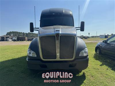 2020 Kenworth T680 6X4 T/A SLEEPER TRUCK TRA