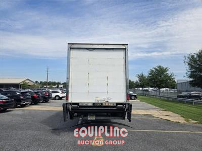 2019 International MV607 4X2 S/A 26FT NON CDL BOX