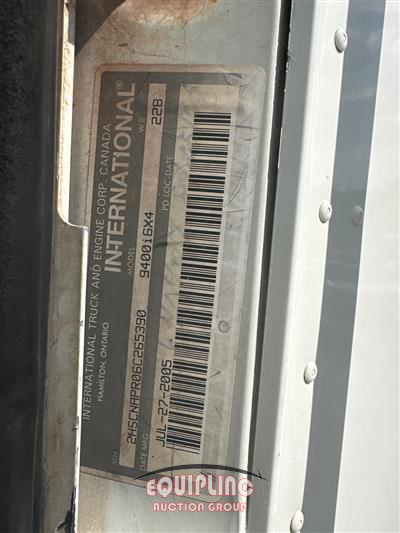 2006 International L9427