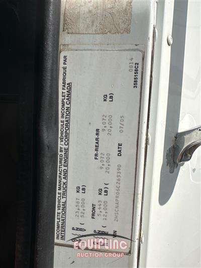 2006 International L9427