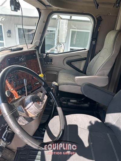 2006 International L9427
