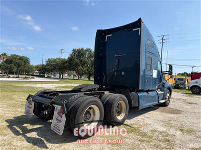 2020 Kenworth T680 6X4 T/A SLEEPER TRUCK TRA