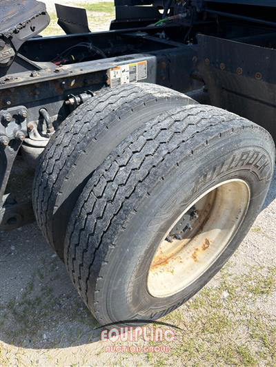 2020 Kenworth T680 6X4 T/A SLEEPER TRUCK TRA