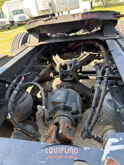 2020 Kenworth T680 6X4 T/A SLEEPER TRUCK TRA