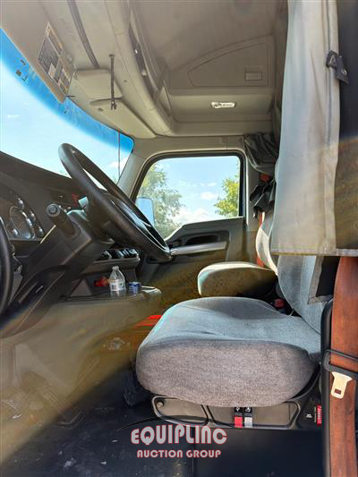 2020 Kenworth T680 6X4 T/A SLEEPER TRUCK TRA