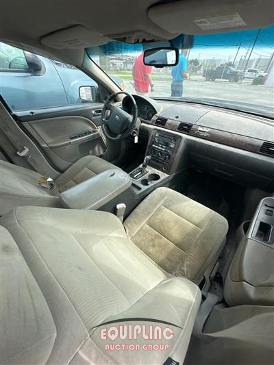 2008 Ford Taurus