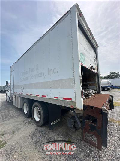 2015 Freightliner M2