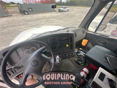 2015 Freightliner M2