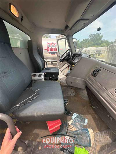 2015 Freightliner M2