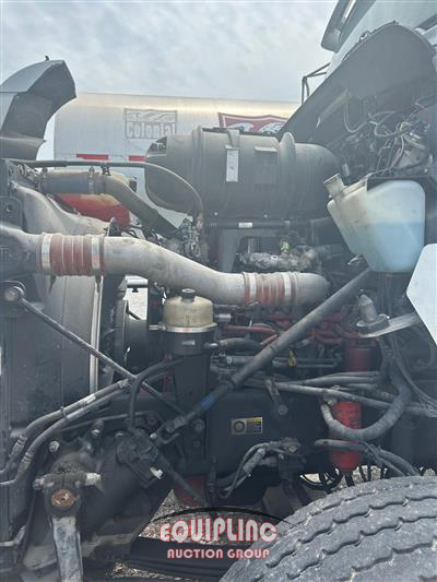 2009 Kenworth T8 Series