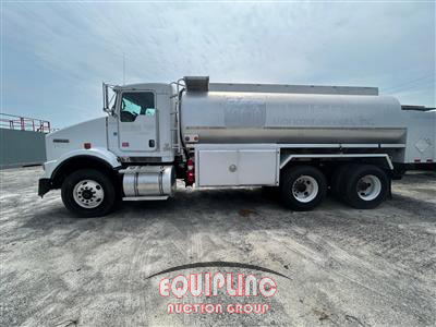 2009 Kenworth T8 Series