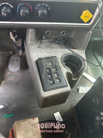 2009 Kenworth T8 Series