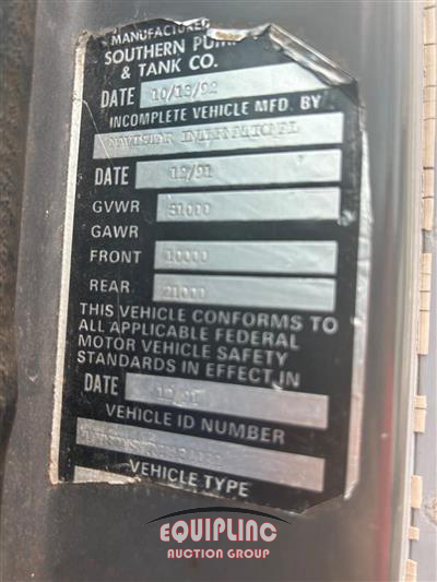 1992 International 4900 FUEL TRUCK