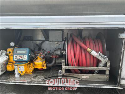 1992 International 4900 FUEL TRUCK